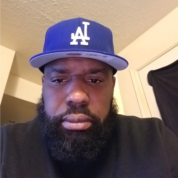 garywells744
